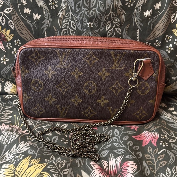 Louis Vuitton Handbags - Louis Vuitton Brown Monogram Chain Bag